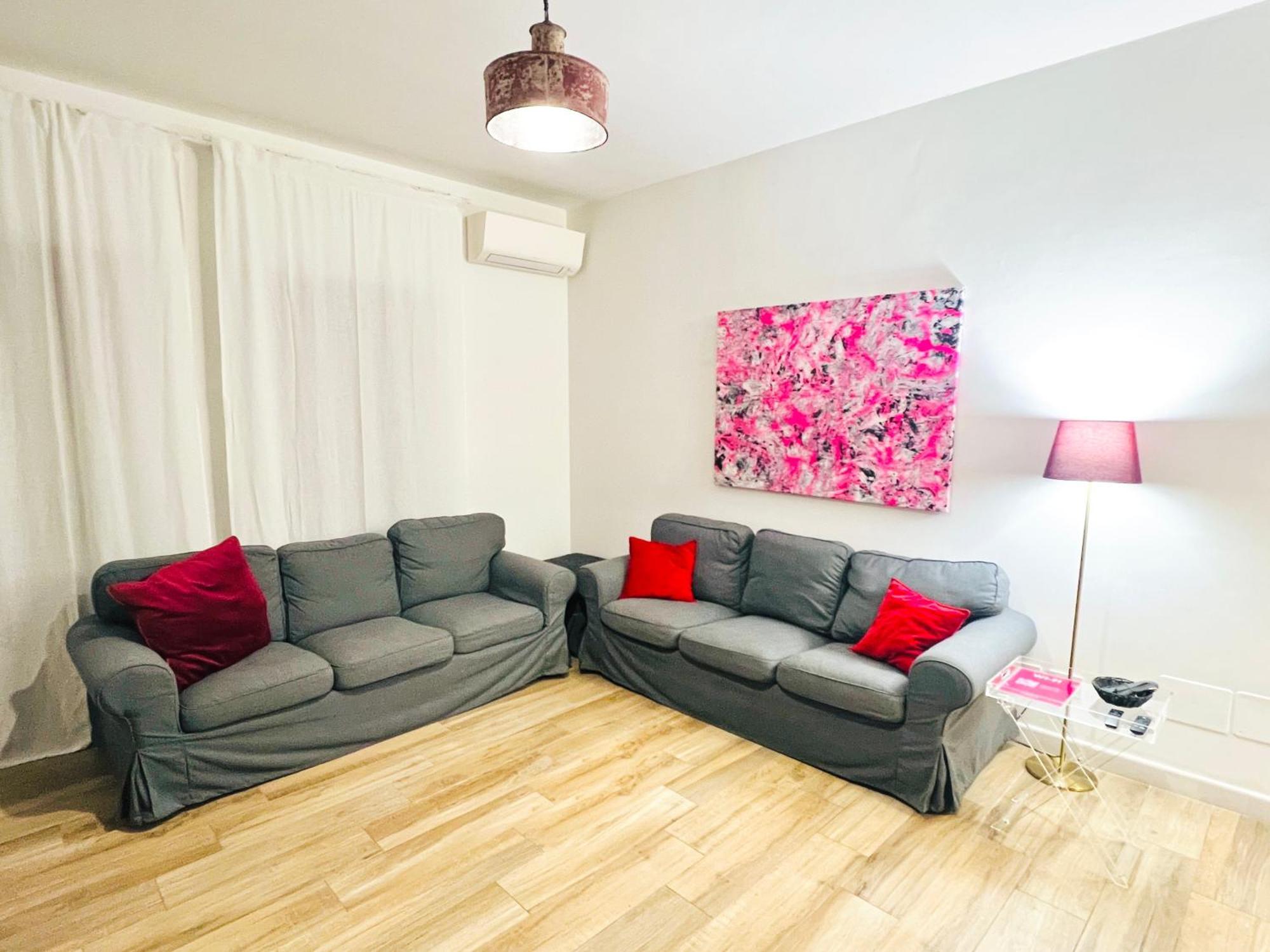 Bellhome 1 - Elegante Appartamento Nel Centro Di バーリ エクステリア 写真